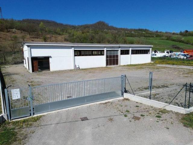 Capannone in vendita a Unione dell'Appennino Bolognese, Vergato