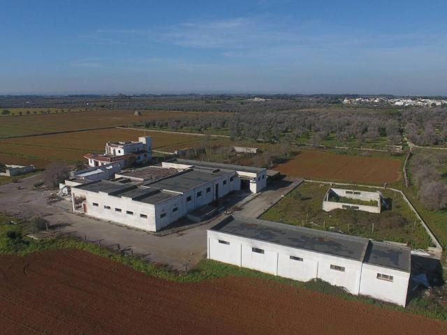 Capannone in vendita a Puglia, Lecce