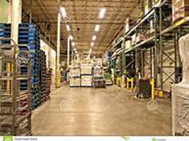 Capannone in vendita a Viareggio, Toscana