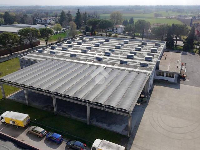 Capannone in vendita a Visco, Friuli-Venezia Giulia