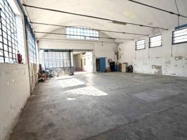 Capannone in vendita a Benvenuti, Voghera