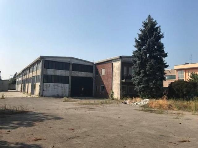 Capannone in vendita a Unione dei Comuni I Fontanili, Zibido San Giacomo