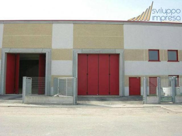 Capannone in vendita a Inzago, Lombardia