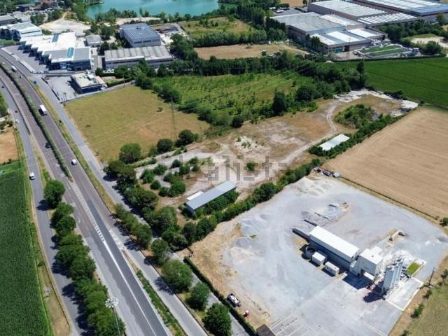 Capannone in vendita a Castiglione Delle Stiviere, Lombardia