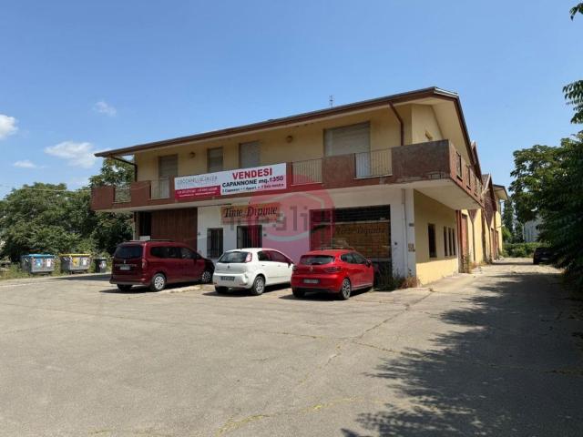 Capannone in vendita a Unione di comuni Valmarecchia, Verucchio
