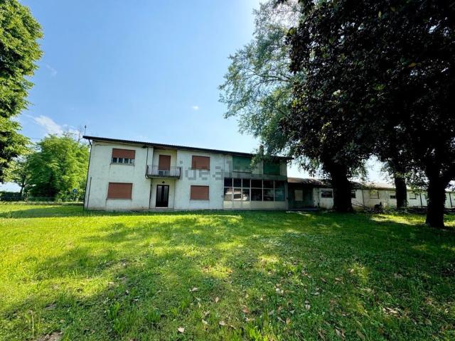 Capannone in vendita a Villaverla, Vicenza
