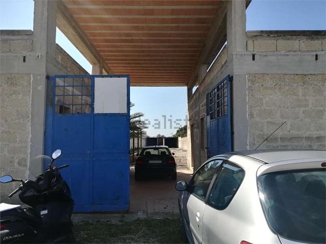 Capannone in vendita a Puglia, Taranto