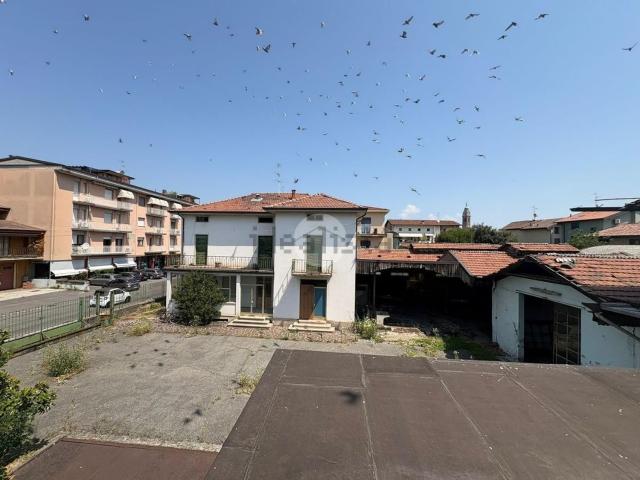 Capannone in vendita a Osio Sotto, Bergamo