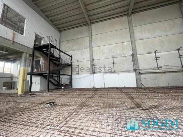 Capannone in vendita a San Cristoforo, Brugherio