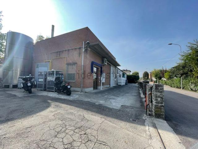 Capannone in vendita a Unione di comuni Terre di Castelli, Vignola