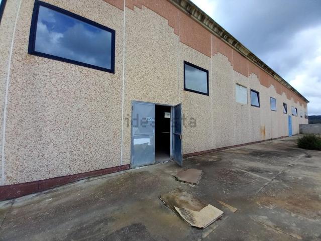 Capannone in vendita a Predda Niedda, Sassari