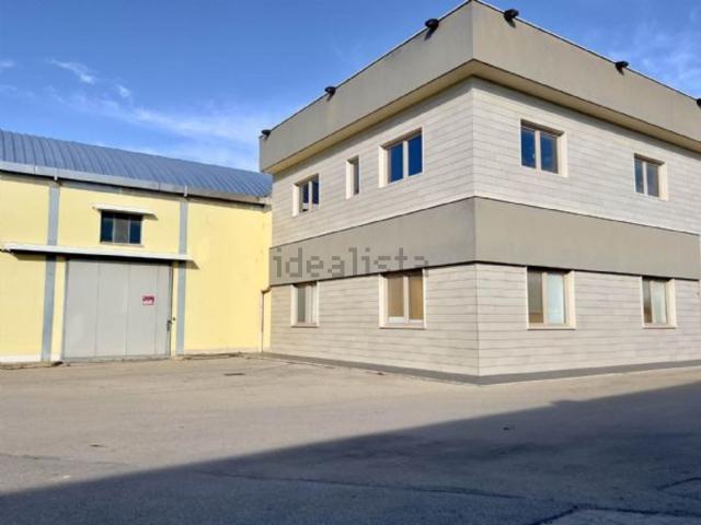 Capannone in vendita a Puglia, Barletta-andria-trani