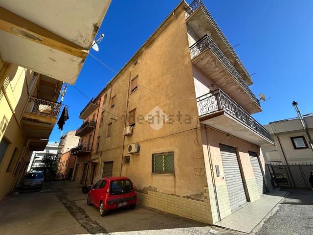 Capannone in vendita a Corigliano-Rossano, Calabria