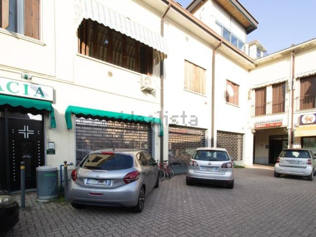 Capannone in vendita a Zona Sud, Brescia