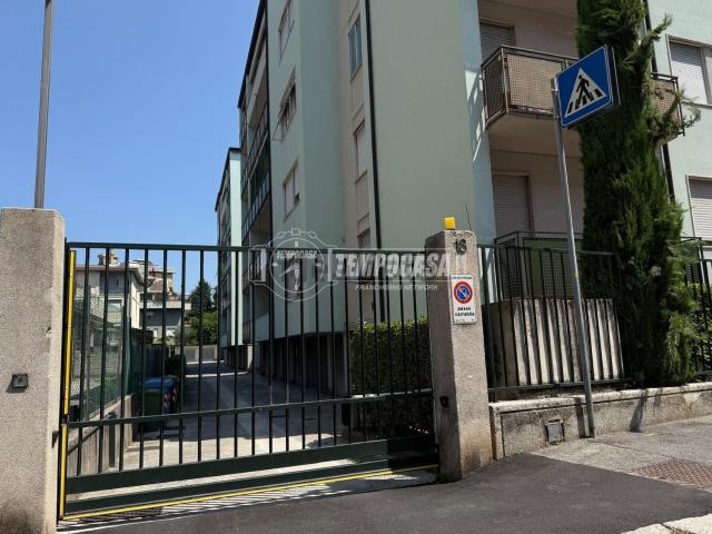 Capannone in vendita a San Tomaso de' Calvi, Bergamo