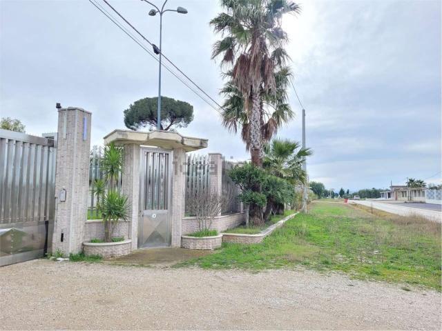 Capannone in vendita a Puglia, Foggia