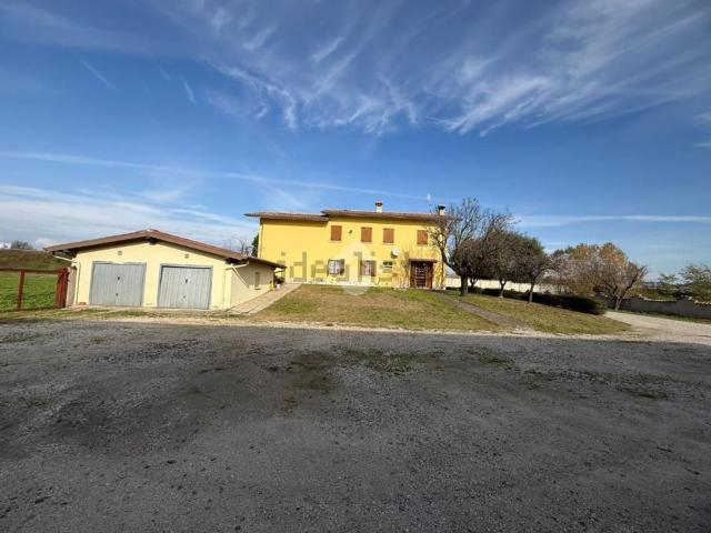 Capannone in vendita a Castiglione Delle Stiviere, Lombardia