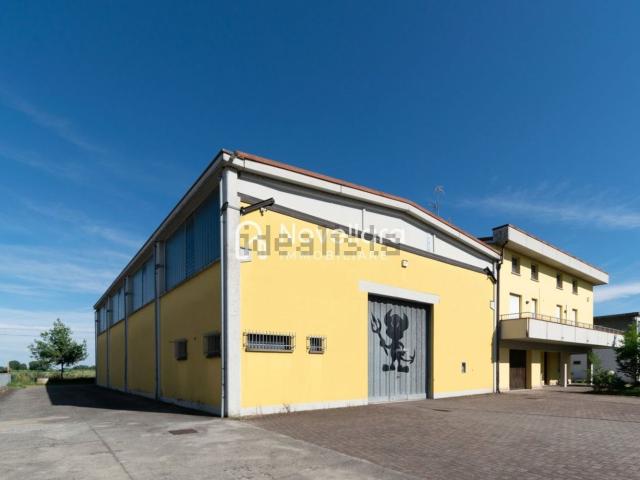 Capannone in vendita a Bassa Reggiana, Re