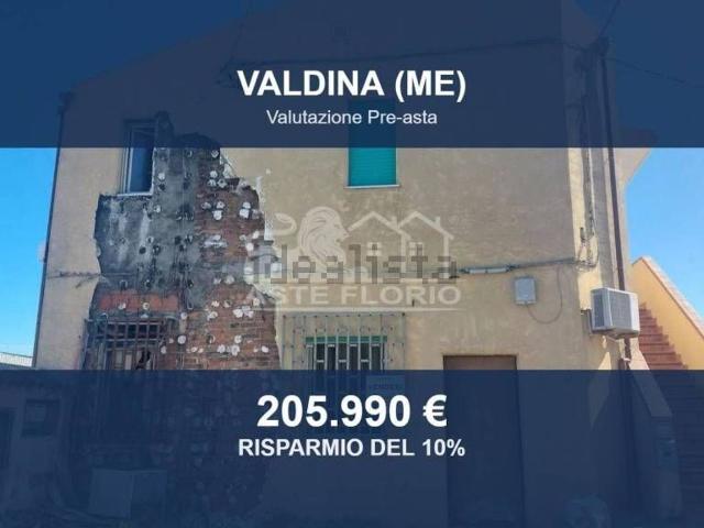 Capannone in vendita a Valdina, Sicilia