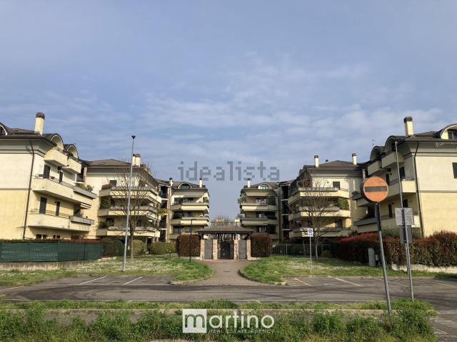 Capannone in vendita a Muggiò, Lombardia
