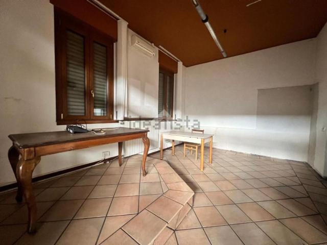 Capannone in vendita a Regina Pacis, Monza