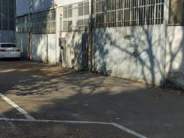 Capannone in vendita a Brugherio, Lombardia