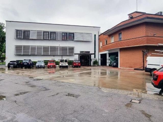 Capannone in vendita a San Nicolò di Villola, Bologna