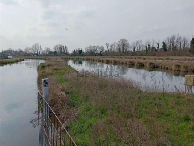 Capannone in vendita a Treviso, Veneto
