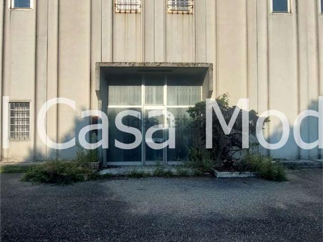Capannone in vendita a Unione dei comuni del Distretto Ceramico, Fiorano Modenese