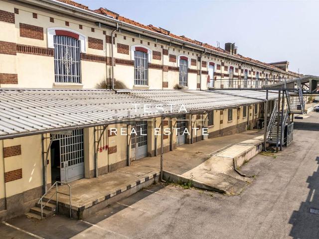 Capannone in vendita a Arnate, Gallarate