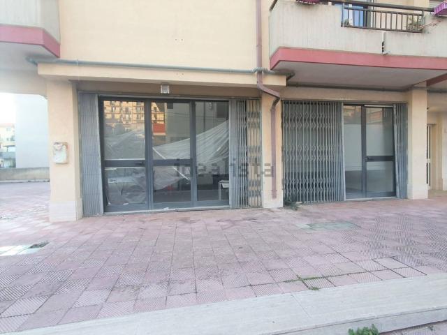 Capannone in vendita a Modica, Sacro Cuore