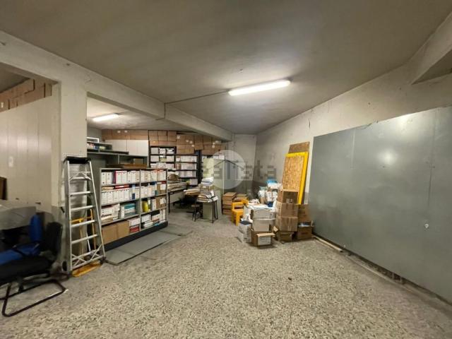 Capannone in vendita a Borgo Palazzo, Bergamo