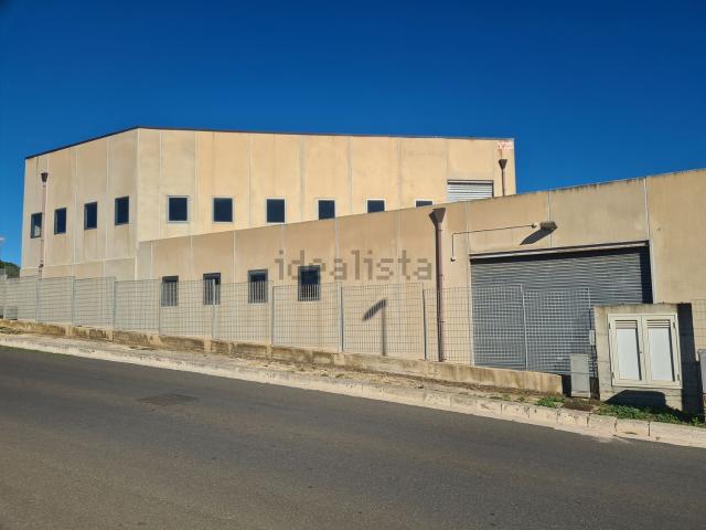Capannone in vendita a Ragusa, Sicilia