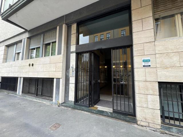 Capannone in vendita a Municipio 4, Milano