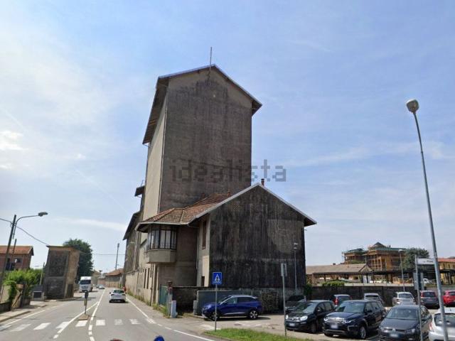 Capannone in vendita a Piemonte, Novara