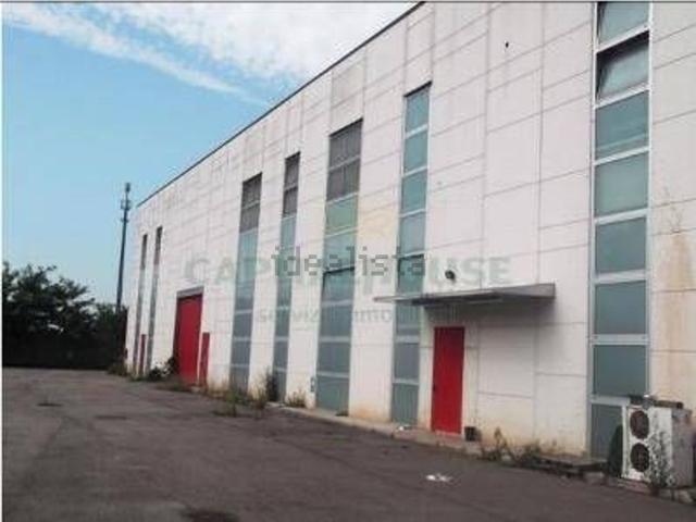 Capannone in vendita a Cascina Malcantone, Concorezzo