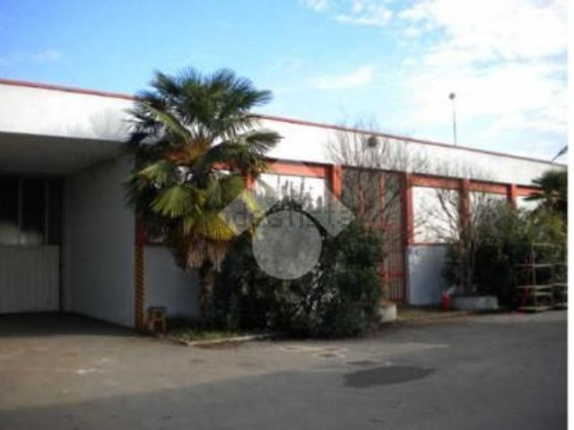 Capannone in vendita a San Vittore Olona, Lombardia