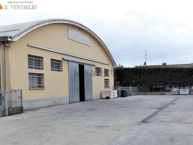 Capannone in vendita a Unione dei comuni del Distretto Ceramico, Fiorano Modenese