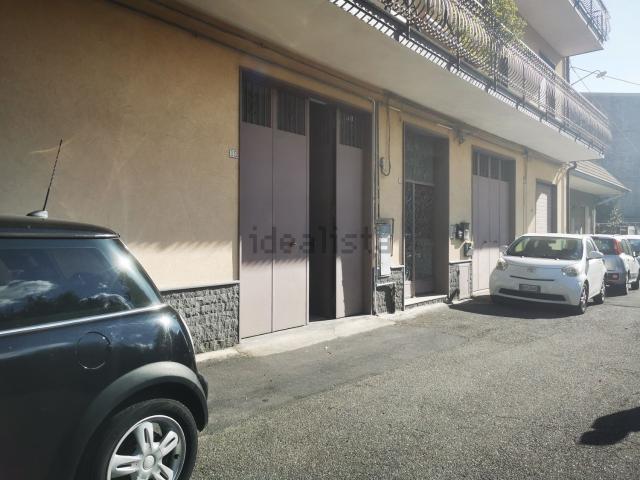 Capannone in vendita a Trappeto, San Giovanni La Punta