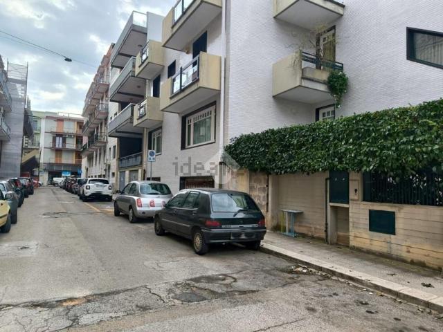 Capannone in vendita a Mola di Bari, Bari