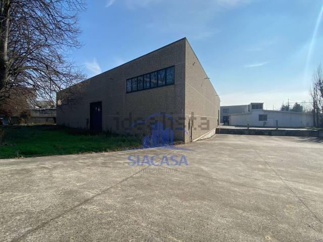 Capannone in vendita a Piazza, Desio