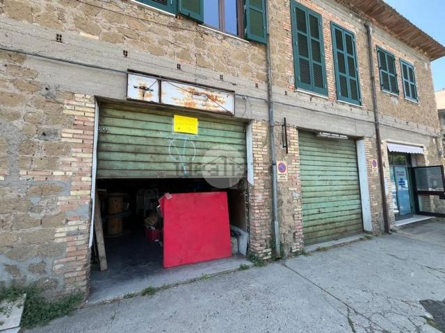 Capannone in vendita a Frangelini, Magliano Sabina