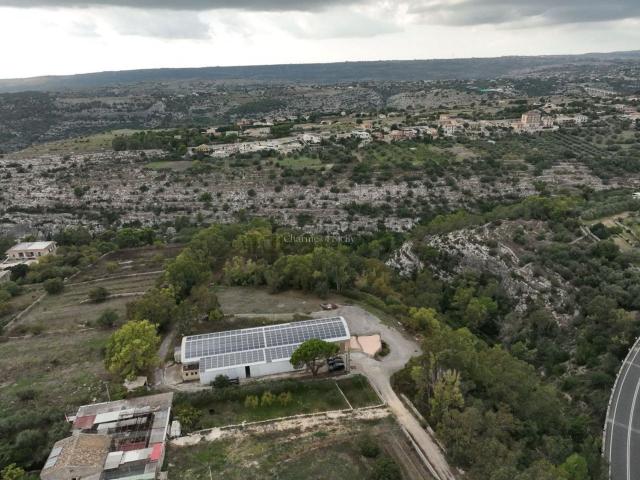 Capannone in vendita a Sacro Cuore, Modica