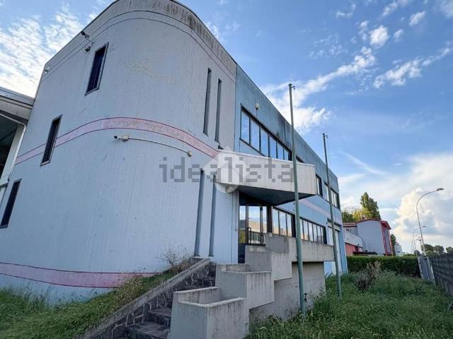 Capannone in vendita a Cascina Castelletto, Settala