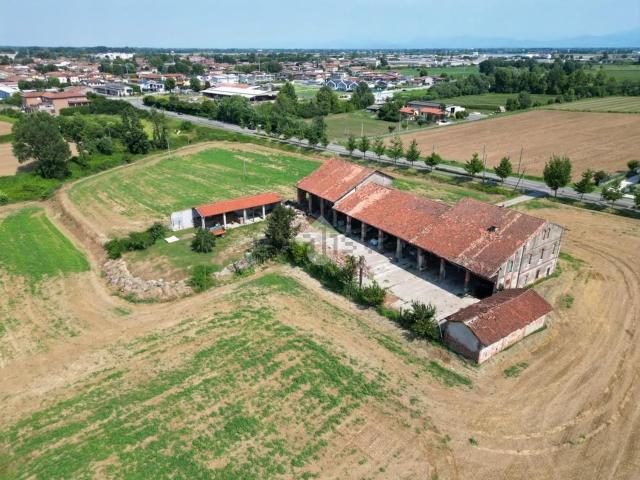 Capannone in vendita a Verolanuova, Lombardia