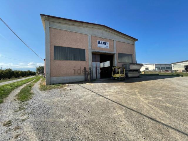 Capannone in vendita a Borgo Aragno, Mondovì