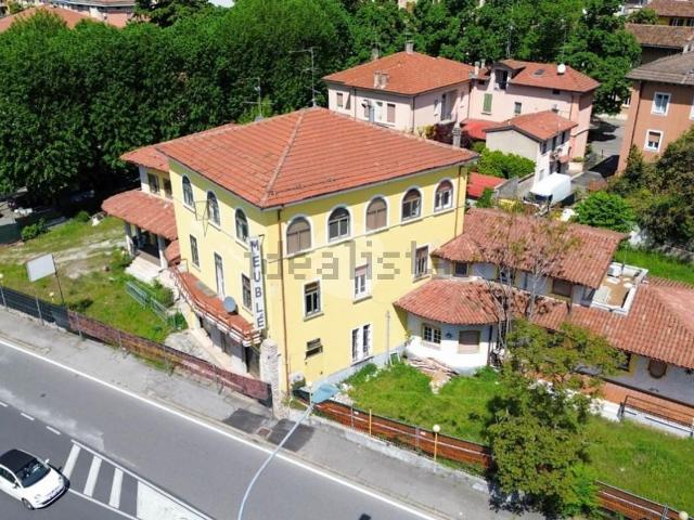 Capannone in vendita a Zona Est, Brescia