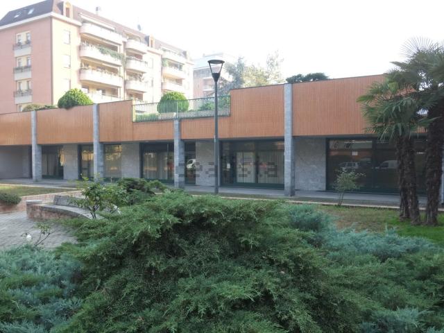 Capannone in vendita a Municipio 8 di Milano, Milano