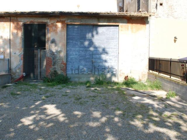 Capannone in vendita a Unione di Comuni Valdarno e Valdisieve, Rufina