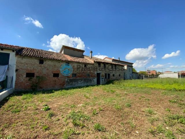 Capannone in vendita a Salboro, Padova